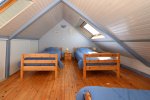 Chambre 3 lits simple